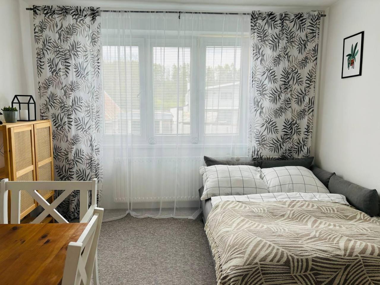 Vivi Apartments Липтовски-Микулаш Экстерьер фото